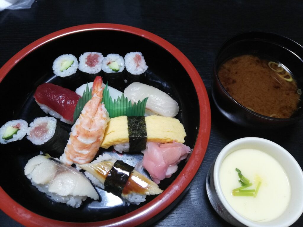 76点桑名寿司ランチ「清寿司 総本店」
